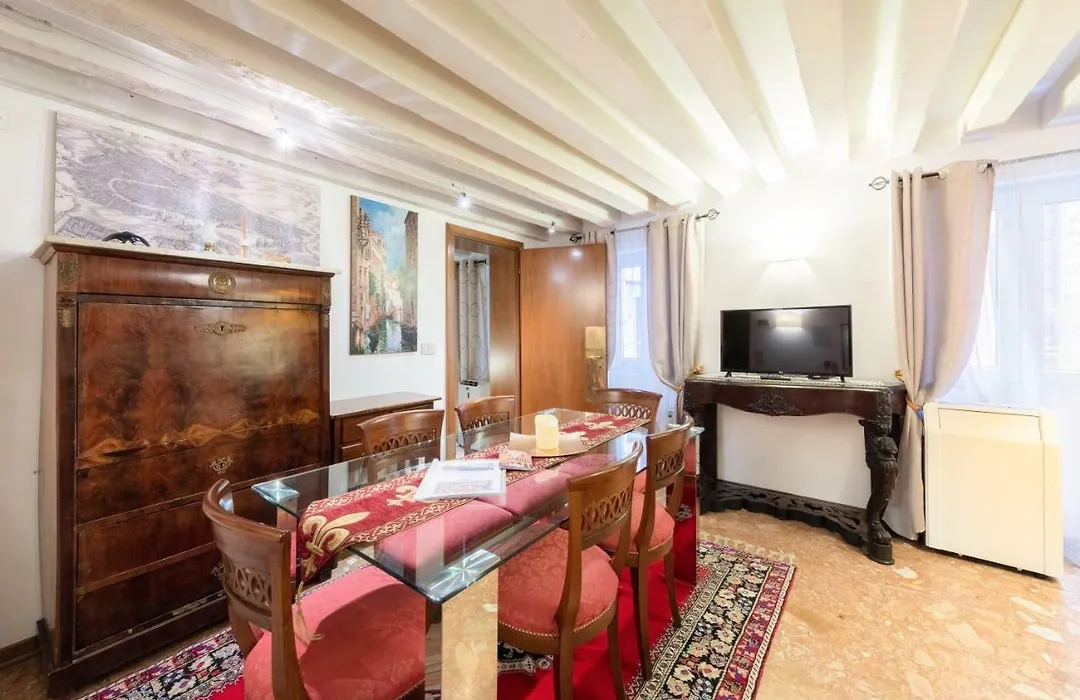 Ca' Del Carro Family Apartment-1